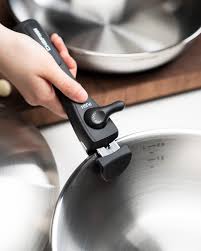GripMate™ – The Ultimate Removable Cookware Handle